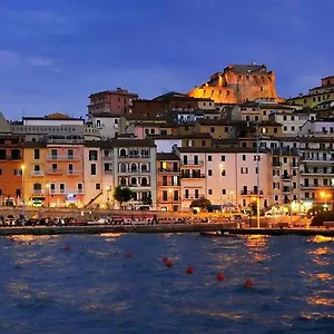 B-house , Porto Santo Stefano (Grosseto) Italia